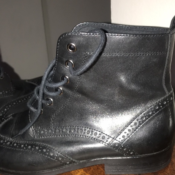 handsome black lace ups - Picture 8 of 9